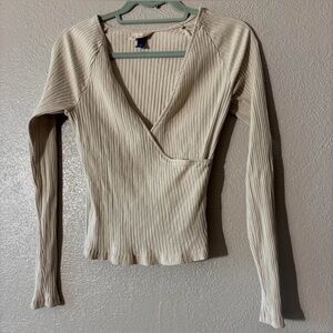 Universal Thread Y2K Beige Ribbed Long Sleeve Top